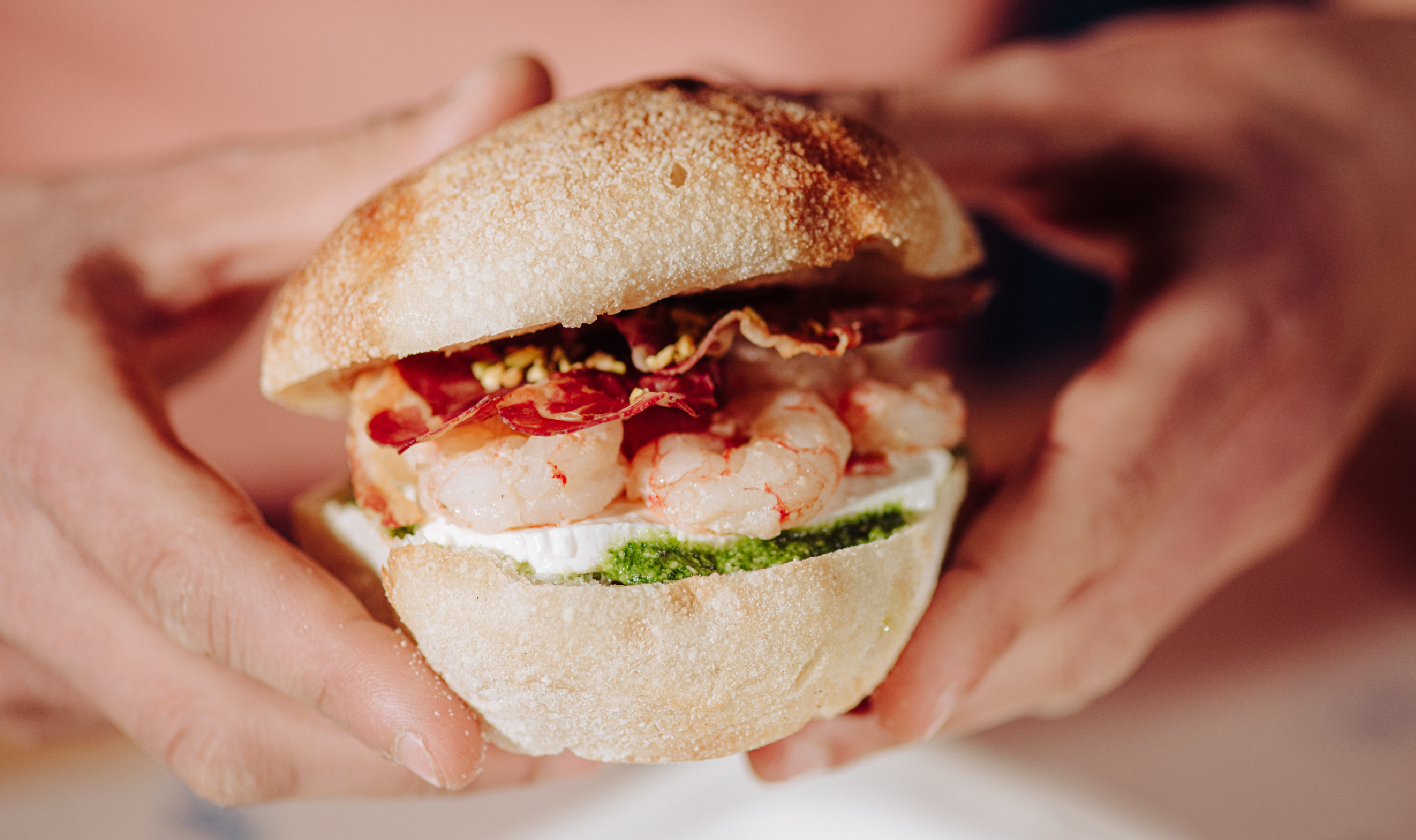 Panino gourmet con gamberi